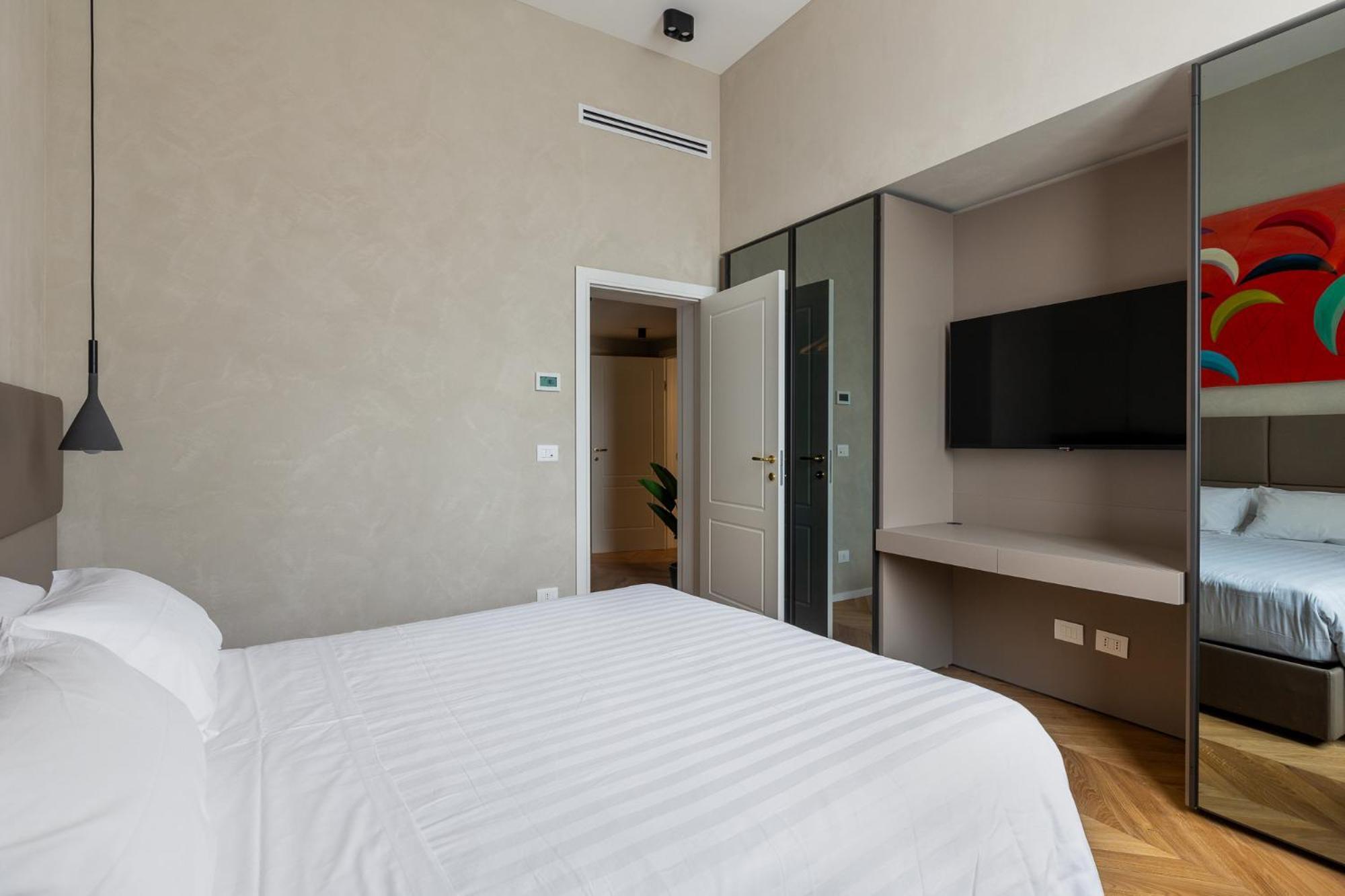 San Martino - Luxury Apartments By Design Club Collection Болоня Екстериор снимка